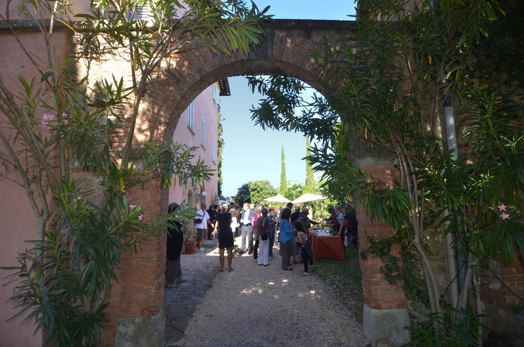 Villa Palagione Centro Interculturale Волтера Екстериор снимка